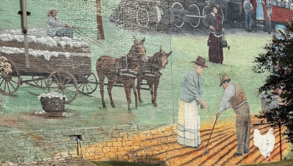 3 Must-See Murals in Benton, AR