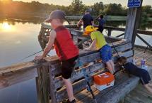Family-Fishing-at-Sunset-Lake-in-Benton-Arkansas